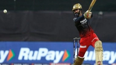 Sports News | IPL 2022: Dinesh Karthik Anticipating Bowlers, Picking Up Length Smartly, Says Ravi Shastri