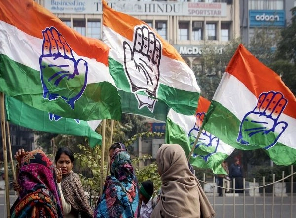 Congress Gets Eviction Notice Over Bungalow in Delhi's Chanakyapuri Illegally Occupied by Sonia Gandhi's Secretary Vincent George