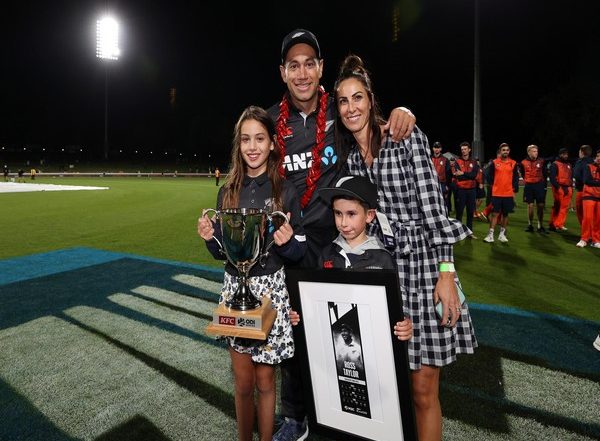Sports News | Ross Taylor Bids Emotional Adieu to International Cricket