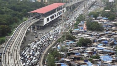 Mumbai: 'Possibility of Traffic Jam on WEH Towards Dharavi, Matunga Due to VIP Movement on April 24', Says Traffic Police