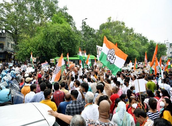 India News | Congress Preparing to Take Big Bet in Gujarat: Prashant Kishor's Strategy, Naresh Patel's Face?