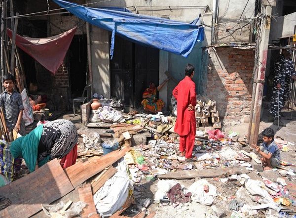 India News | Congress Group Reaches Jahangirupuri to Meet Families Affected by Demolition Drive