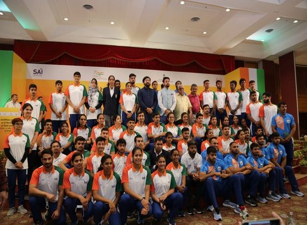 Sports News | India's Deaflympics Contingent Given Warm Send-off, Anurag Thakur Says India Will Be Big Sporting Powerhouse