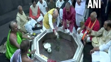 India News | Union Home Minister Amit Shah Offers Prayers at Vishnupad Temple in Gaya