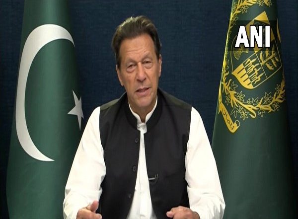 World News | Imran Khan's Smear Campaign Against Pakistan Army May Backfire Him