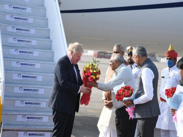 World News | UK PM to Announce £1bn New Commercial Deals on India Visit - Vimarsana News