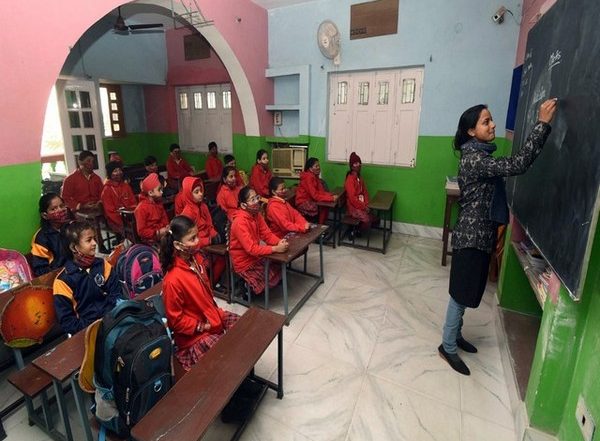 India News | KVS Puts on Hold Admissions in Kendriya Vidyalayas Under Quota for MPs, District Magistrates
