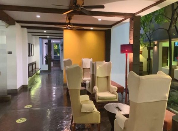 World News | Sri Lanka Crisis: Country's Tourism Hit Hard, Hotel Association Protest to Save Industry