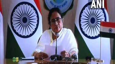 India News | Mamata Banerjee Ups Ante Against Centre, Calls to Limit BSF Within 50 Kms from Border