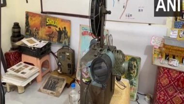India News | Indore Man Builds 'Single Screen Cinema Museum' in Rented Room, Visitors Queue Up
