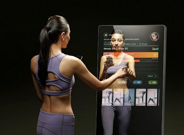 Business News | Portl: A Smart Mirror Providing a High Degree of Personalization