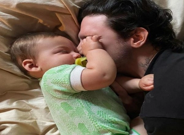 Entertainment News | Halsey Shares Adorable Picture of Her Baby Snuggling into Dad Alev Aydin's Arms