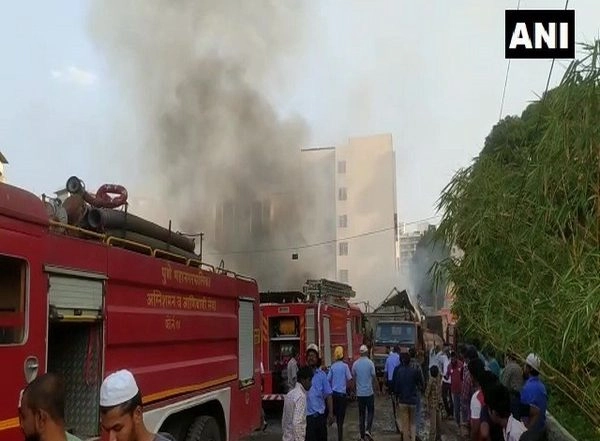 India News | Fire Breaks out in Godowns in Pune's Kondhwa