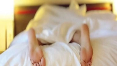 Health News | Study Reveals Seven Hours of Sleep is Optimal in Middle, Old Age