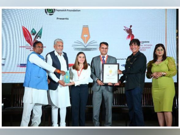 Business News | 'Future Choice Club' Felicitated with Excellent Service of the Year 2022 Award - Vimarsana News
