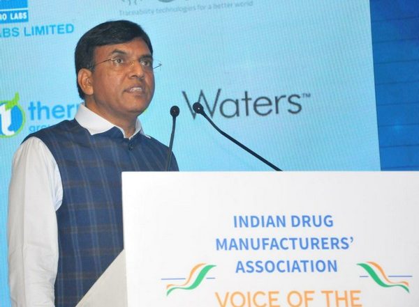 India News | Mansukh Mandaviya Exhorts Pharma Sector to Make Blueprint for Next 25 Years
