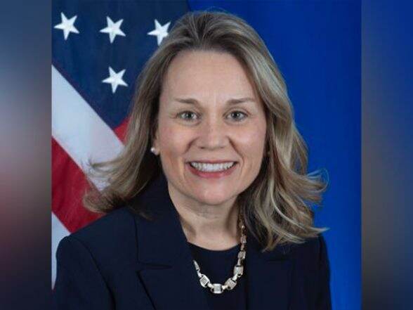 US Envoy to NATO Says Alliance Gathering Evidence to Hold Putin Accountable for 'War Crimes'