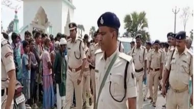 India News | Bihar: Three Arrested for Planting Saffron Flag on Muzaffarpur Mosque