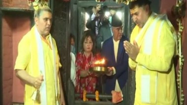 World News | Nepal PM Offers Prayer at Pashupatinath Temple in Varanasi