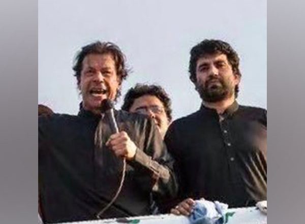 World News | Pakistan: Dy Speaker Qasim Suri Did Not Resign, Set to Chair the Crucial NA Session on Monday