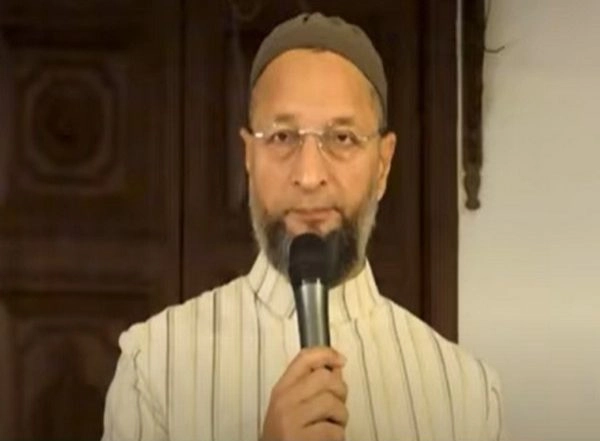 India News | Owaisi Gets Emotional While Narrating Violence Against Muslims Across Country