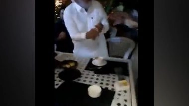 World News | Ex-deputy Speaker Attacked in Islamabad over 'chor' Slogans Against PM-led Delegation in Saudi Arabia