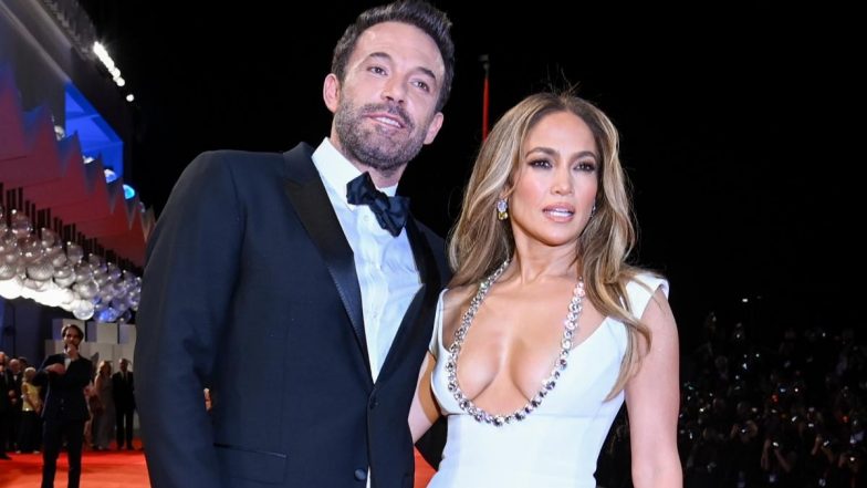 Here’s Why Jennifer Lopez And Ben Affleck’s Engagement Rumours Are Doing Rounds (View Pics)