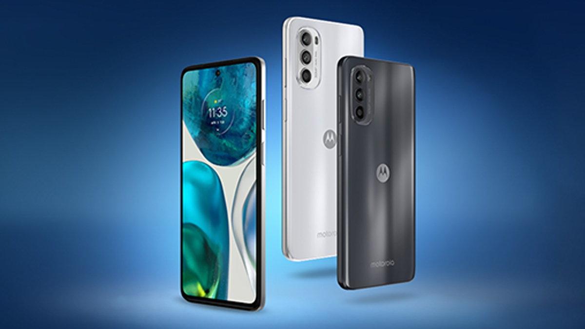 moto g52 first sale