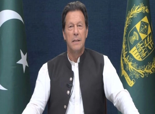 World News | Imran Khan to Demand Judicial Inquiry into Lettergate from Apex Court