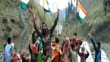 India News | J-K: Army Celebrates Baisakhi Along LoC