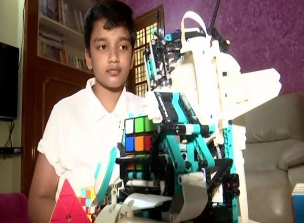 Hyderabad: 11-Year-Old Passionate Cuber, Robotics Enthusiast SP Shankar Designs Bot That Solves Rubix Cube