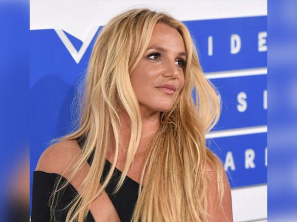 Entertainment News | Britney Spears Shares Video Flaunting 'small Belly'  Post Pregnancy Announcement | LatestLY