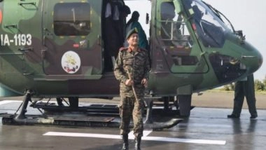 India News | Northern Army Commander Reviews Security in Forward Areas Along LOC