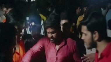 India News | Scuffle Breaks out at JNU over Eating Non-vegetarian Food, 6 Injured