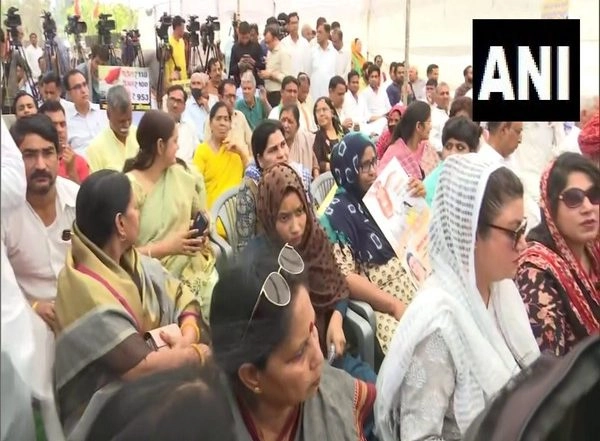 Rajasthan Congress Stages Protest Against Central Government on Rising Inflation