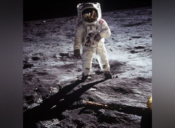 Science News | Wellbeing Sessions Can Improve Mental Health in Extreme Isolation in Moon-like Habitat: Study