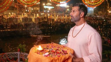 Samrat Prithviraj: Akshay Kumar Takes A Dip In The Holy Ganga In Varanasi During Promotions Of His Upcoming Film (View Pics)