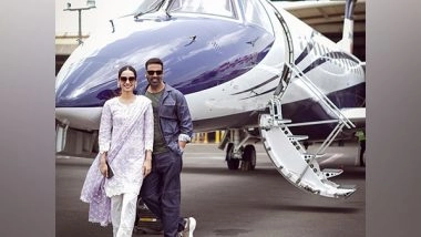 Entertainment News |  Akshay Kumar, Manushi Chillar in Varanasi for 'Samrat Prithviraj' Promotions