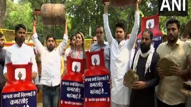 India News | Fuel Price Hike: Youth Congress Protests Outside Hardeep Singh Puri's Residence