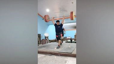Sports News | Telangana's Weightlifting Hope Dhanavath Trains in Same School Where His Mother Works
