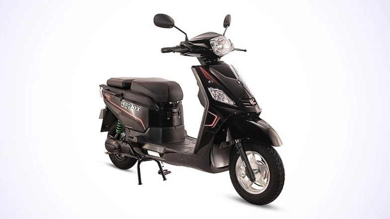 Hero Electric scooter catches fire