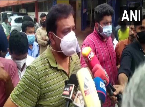 India News | Kerala: Student Dies of Food Poisoning, 18 Fall Sick After Consuming Shawarma in Kasaragod