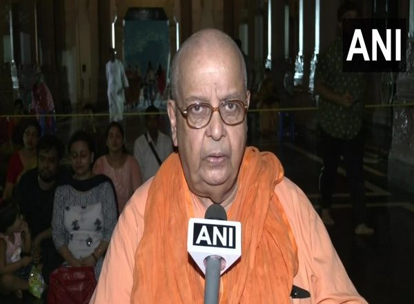 India News | West Bengal: Devotees in Belur Math Celebrate Ramkrishna Mission's 125th Anniversary