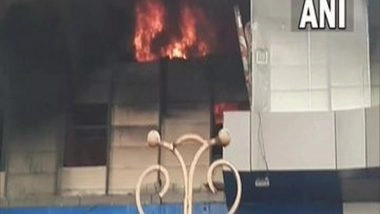 India News | UP: Fire Breaks out at Vishal Mega Mart in Aligarh