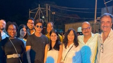 Dunki: Shah Rukh Khan and Rajkumar Hirani's Viral Pic From the Sets of Their Next is a Treat For Fans