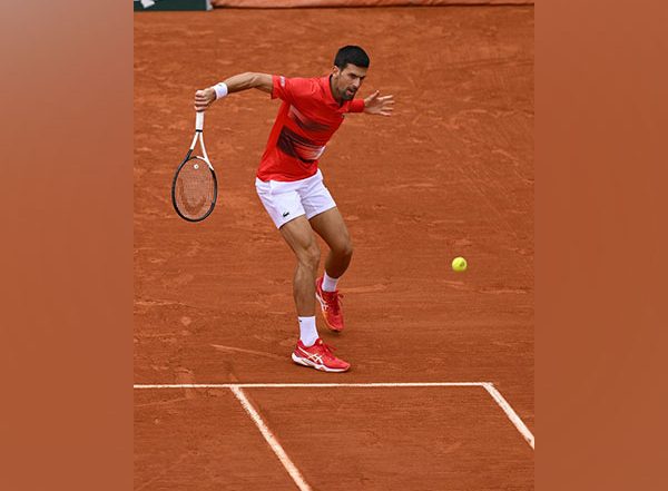 Sports News | French Open: Novak Djokovic Downs Schwartzman to Enters QFs, Coco Gauff Ousts Elise Mertens