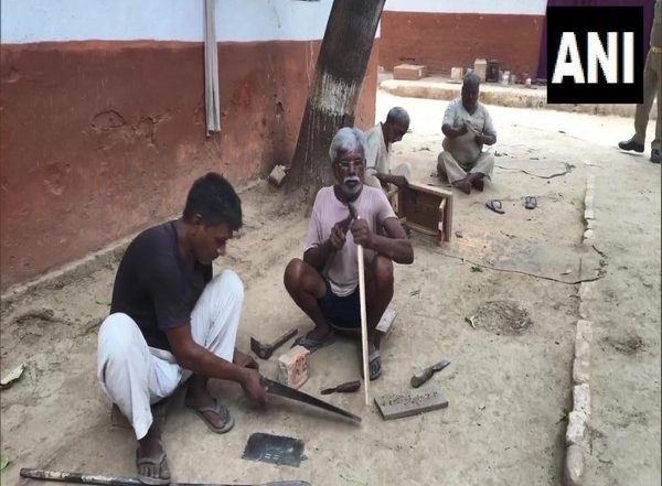India News | Naini Central Jail Sells Goods Made by Prisoners