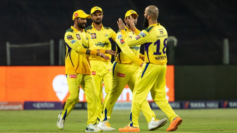 Mahipal Lomror, Dinesh Karthik Propel RCB to 173/8 Against CSK in IPL 2022