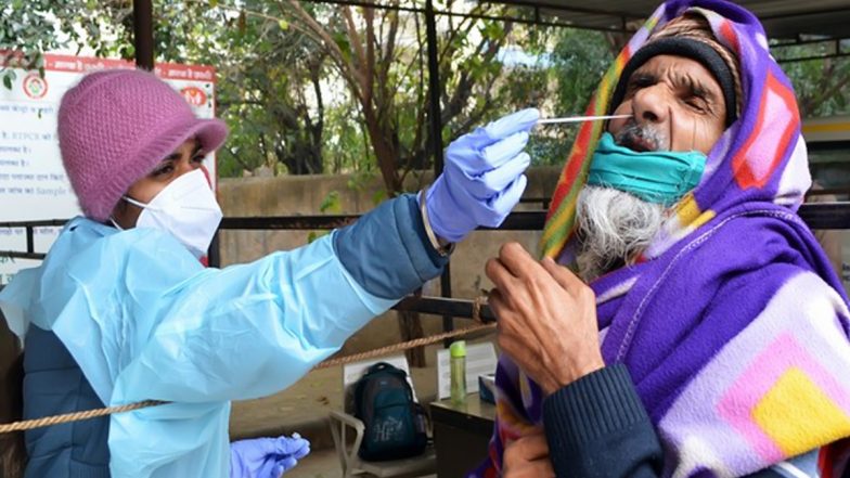 COVID-19 in India: Maharashtra Records 2,962 Fresh Coronavirus Cases, 60-Year-Old Woman From Mumbai Found BA.4 Positive