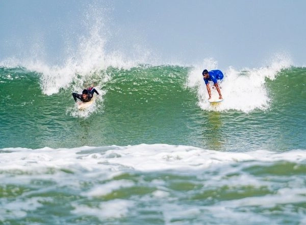 Sports News | Mangaluru Takes Centerstage as India's Top Surfers Gear Up for Indian Open of Surfing